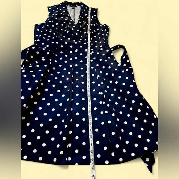 Chaps Navy Polka Dot Wrap Dress Size 12 – Elegant Classic Summer Chic. - Picture 9 of 9